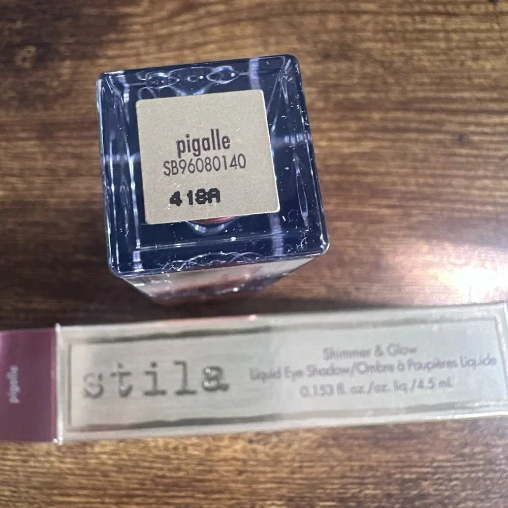 Stila Shimmer & Glow Liquid Eyeshadow Pigalle